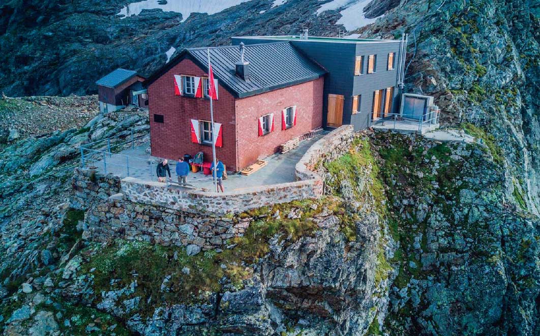 Refuge du Dossenhorn, Alpes bernoises. Photo Mathias Josi